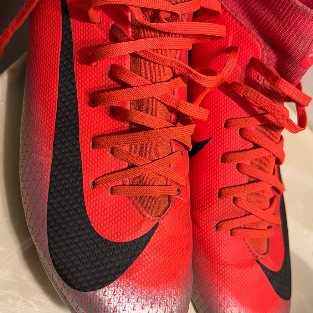 Shoes - Picture 2 of 2